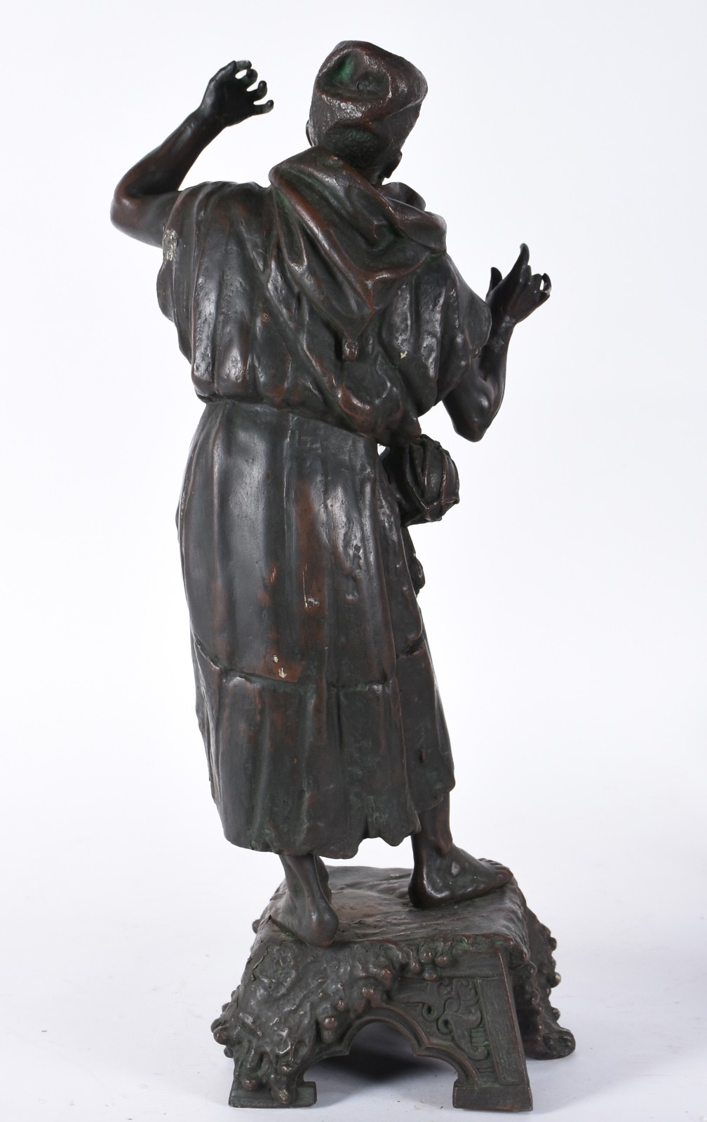 Escultura em petit bronze representando "Comerciante árabe"... - foto 4 de 5