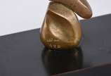 Domenico Calabrone (1928-2000),  - Escultura de bronze. Assinada e Numeração 072.