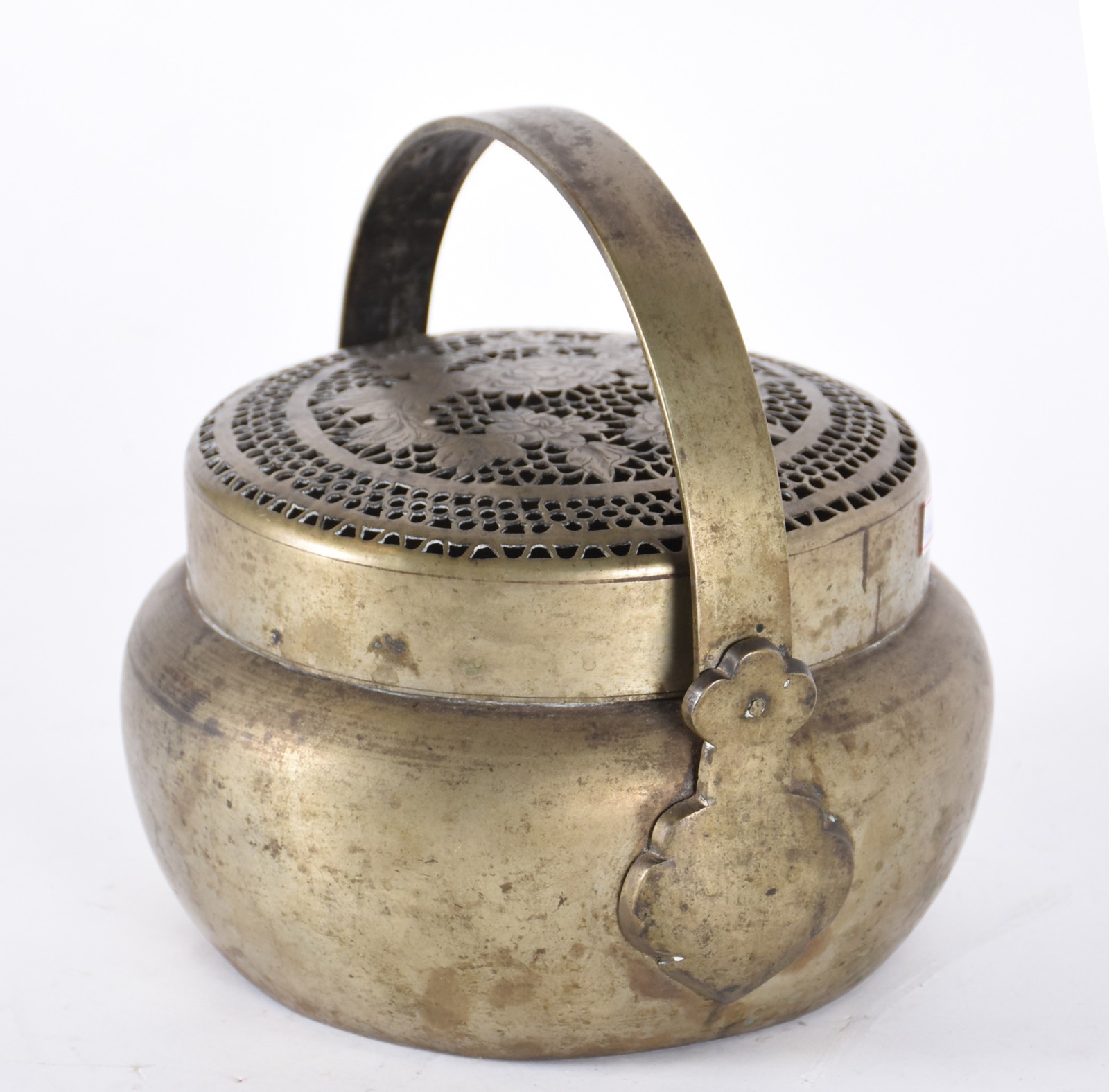 Defumador antigo de metal chines na forma bojuda com alça, tampa com... - foto 3 de 6