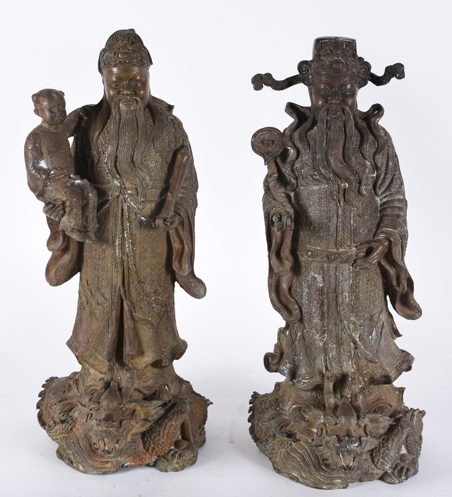 Par de antigos imperadores chineses sobre dragões em bronze ricamente... - foto 1 de 8