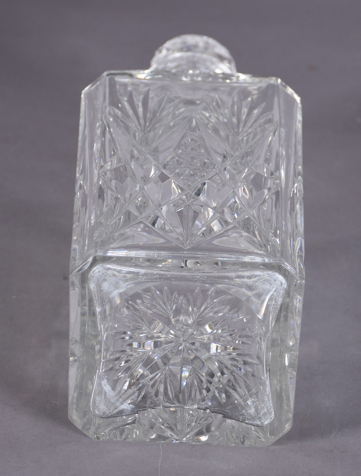Garrafa em cristal frances lapidadoSaint Louis, marca da cristallerie... - foto 5 de 6