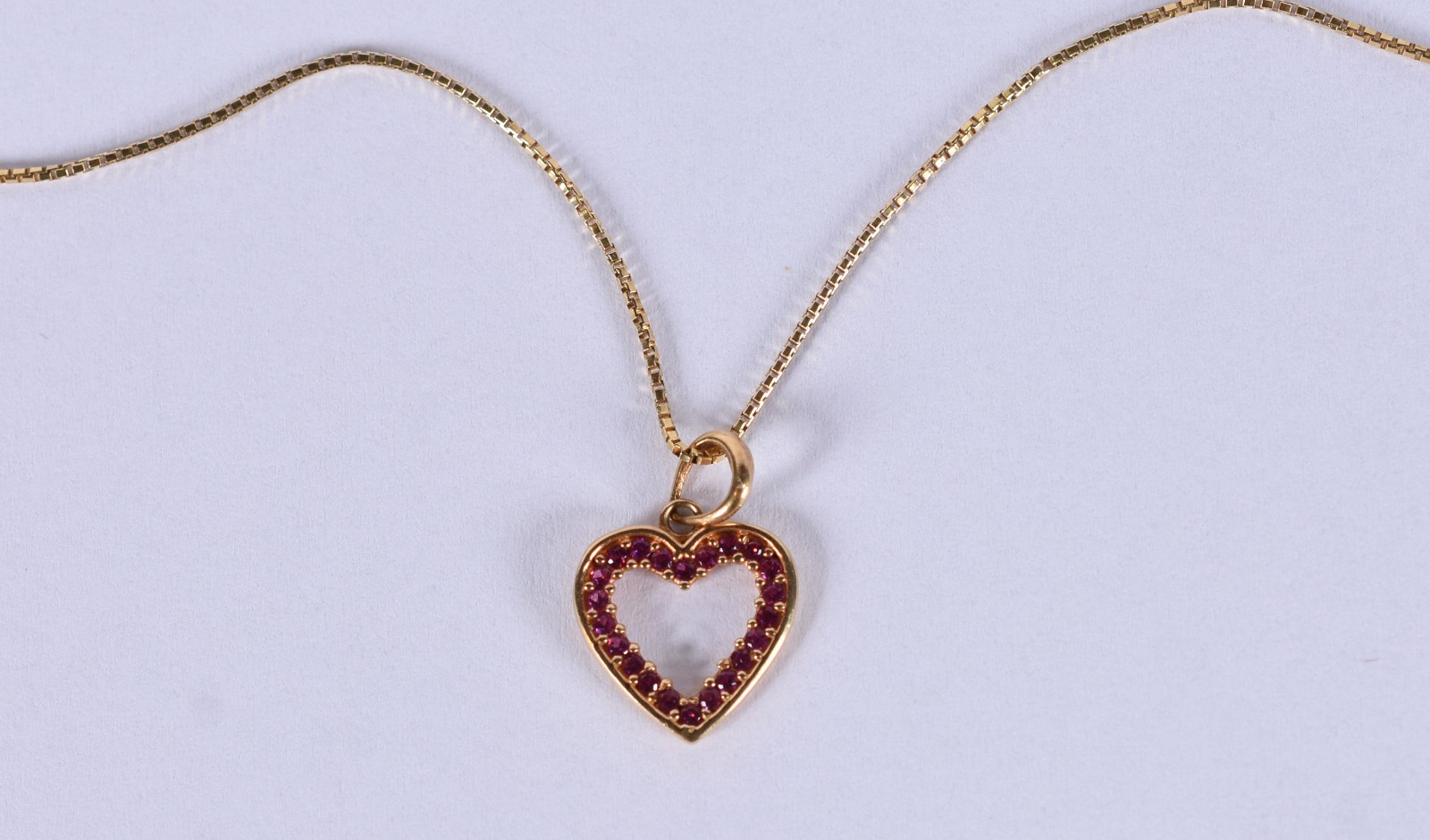 Colar de ouro 18k, contraste e pingente feitio coração (Por motivos... - foto 1 de 6