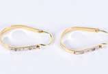 Par de brincos ouro 18k e ouro branco, aro 20 (... - Par de brincos ouro 18k e ouro branco, aro 20 (Por motivos de segurança a peça não se encontra na loja)