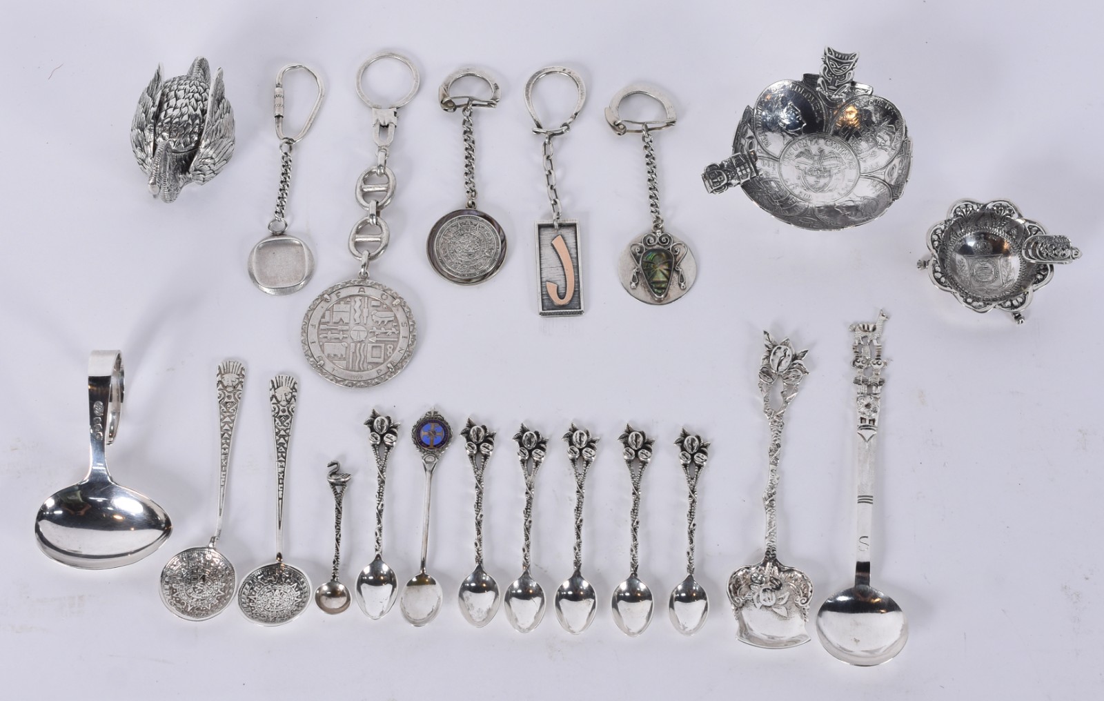 Diversas miniatura de prata, sendo: cisne, 2 cinzeiros, 5 chaveiros e... - foto 2 de 9