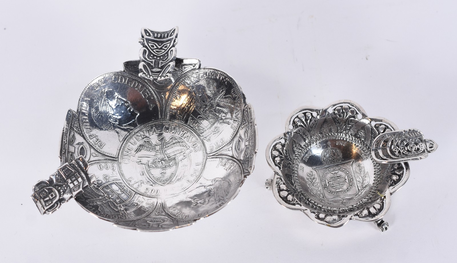 Diversas miniatura de prata, sendo: cisne, 2 cinzeiros, 5 chaveiros e... - foto 4 de 9