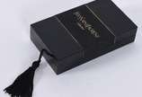 YVES SAINT LAURENT,  - Isqueiro, no estojo.