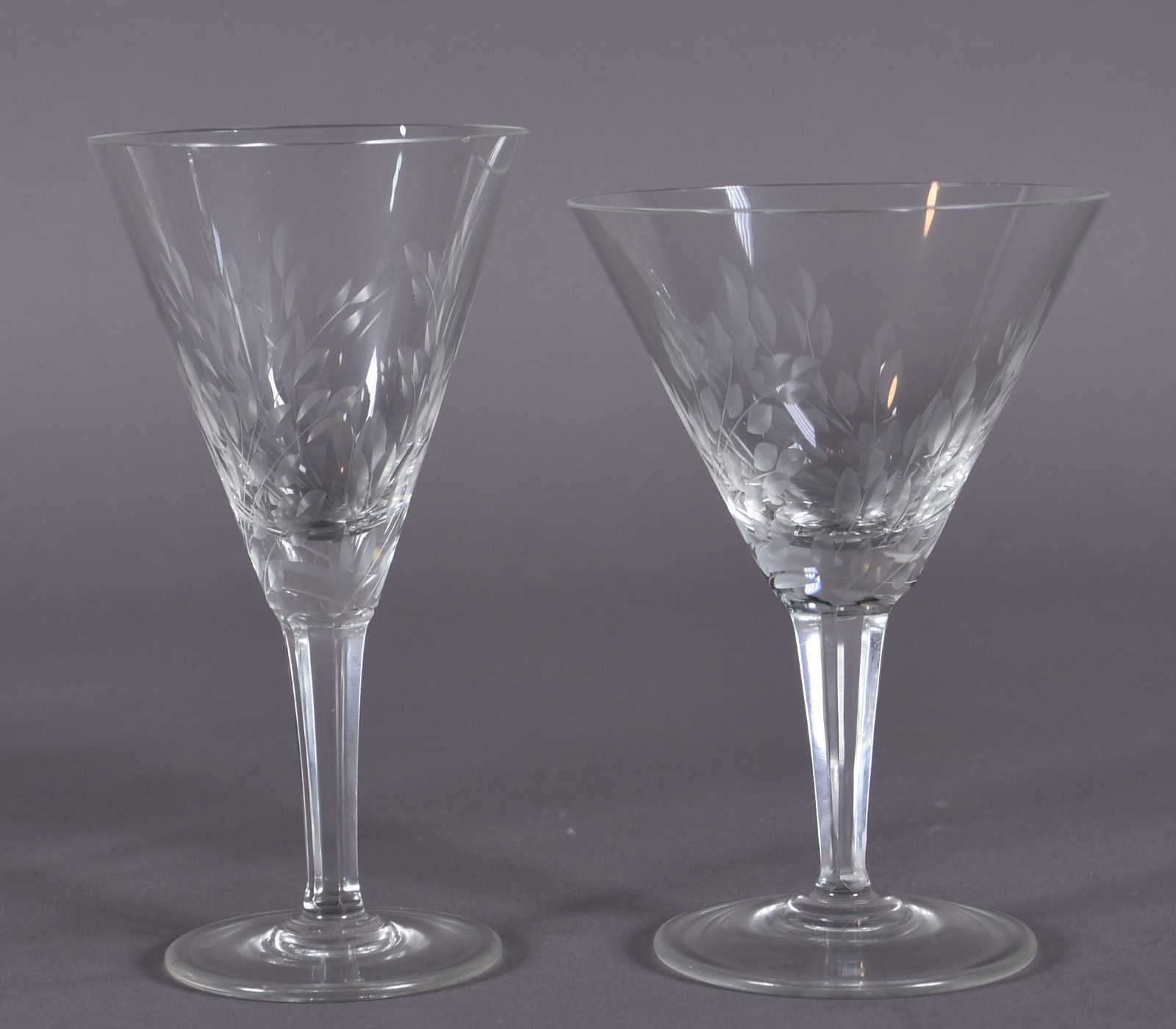 Serviço de cristal composto de: 12 taças para champagne (1 bicado), 9... - foto 4 de 5