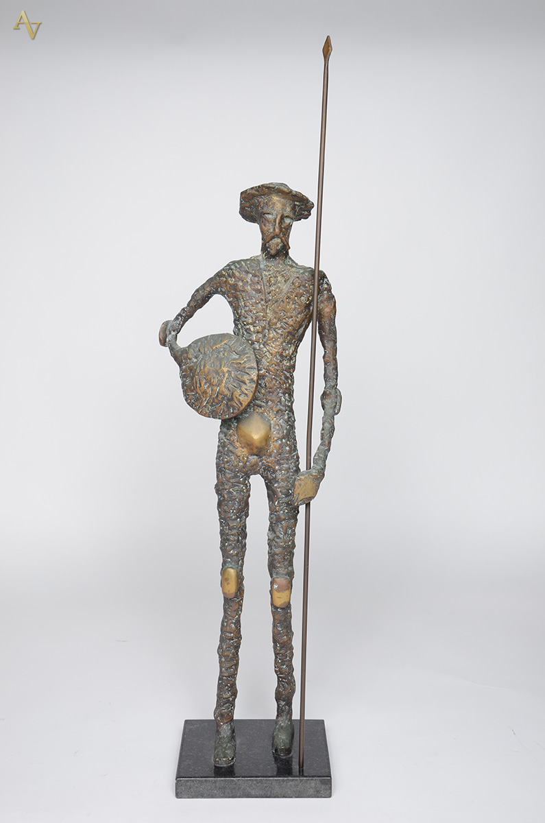 Escultura de bronze representando Dom Quixote. Altura 0,95 m. - foto 1 de 2