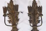 Par de apliques de parede na forma de folhas de... - Par de apliques de parede na forma de folhas de metal, para 2 luzes cada.