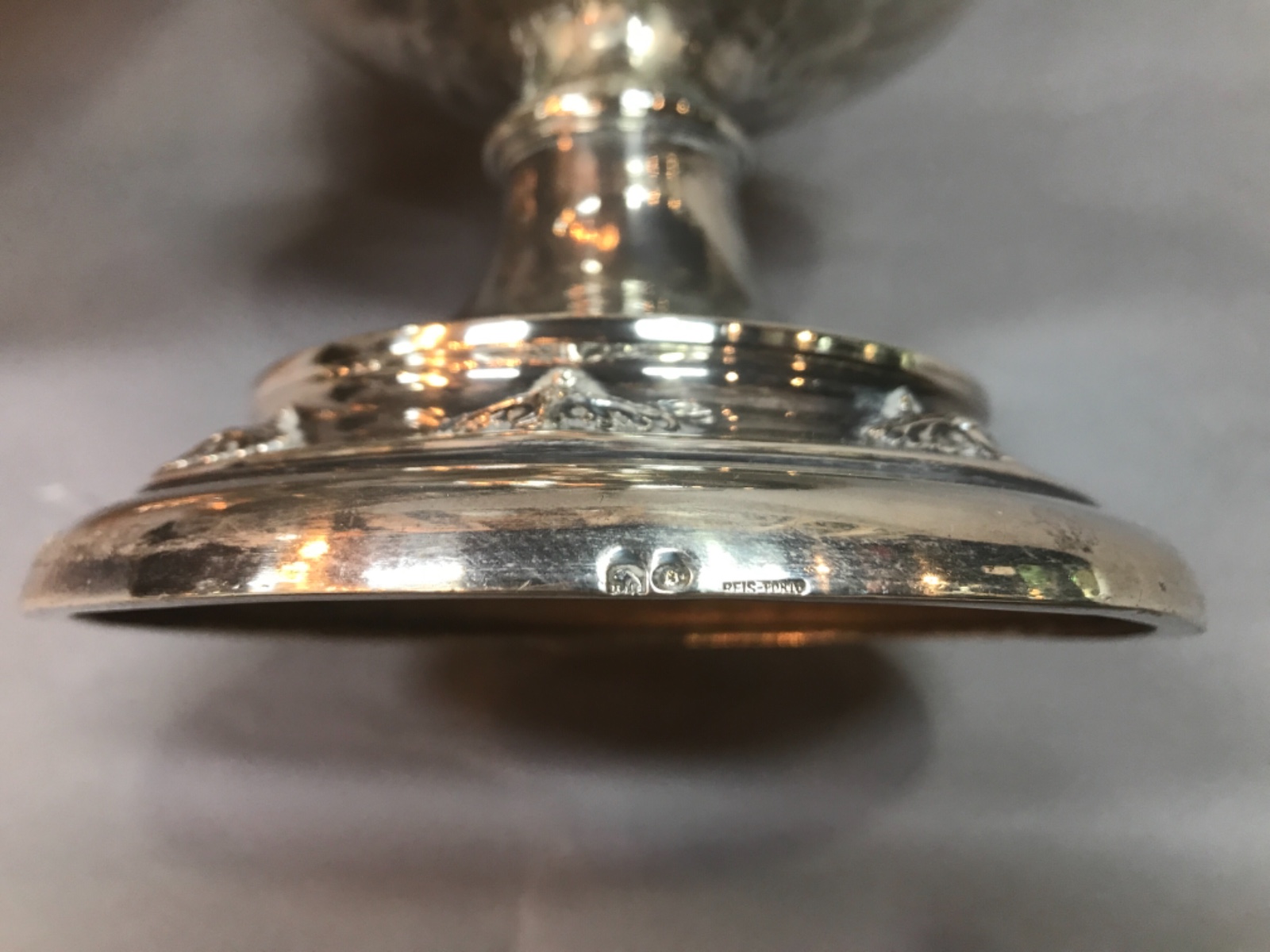 Gomil com bacia de prata Portuguesa contraste Javali, prateiro Reis... - foto 6 de 10