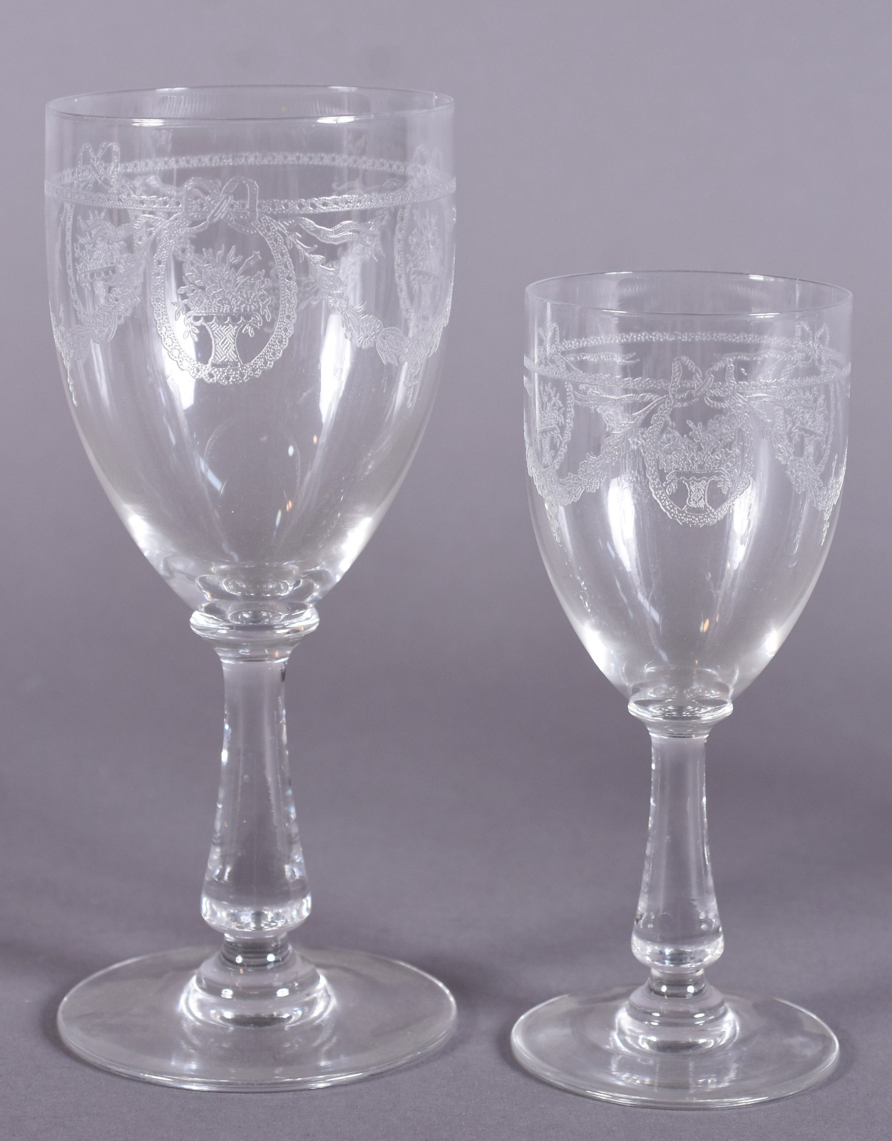 Serviço de cristal frances Saint Louis, lavrados com guirlandas... - foto 4 de 4