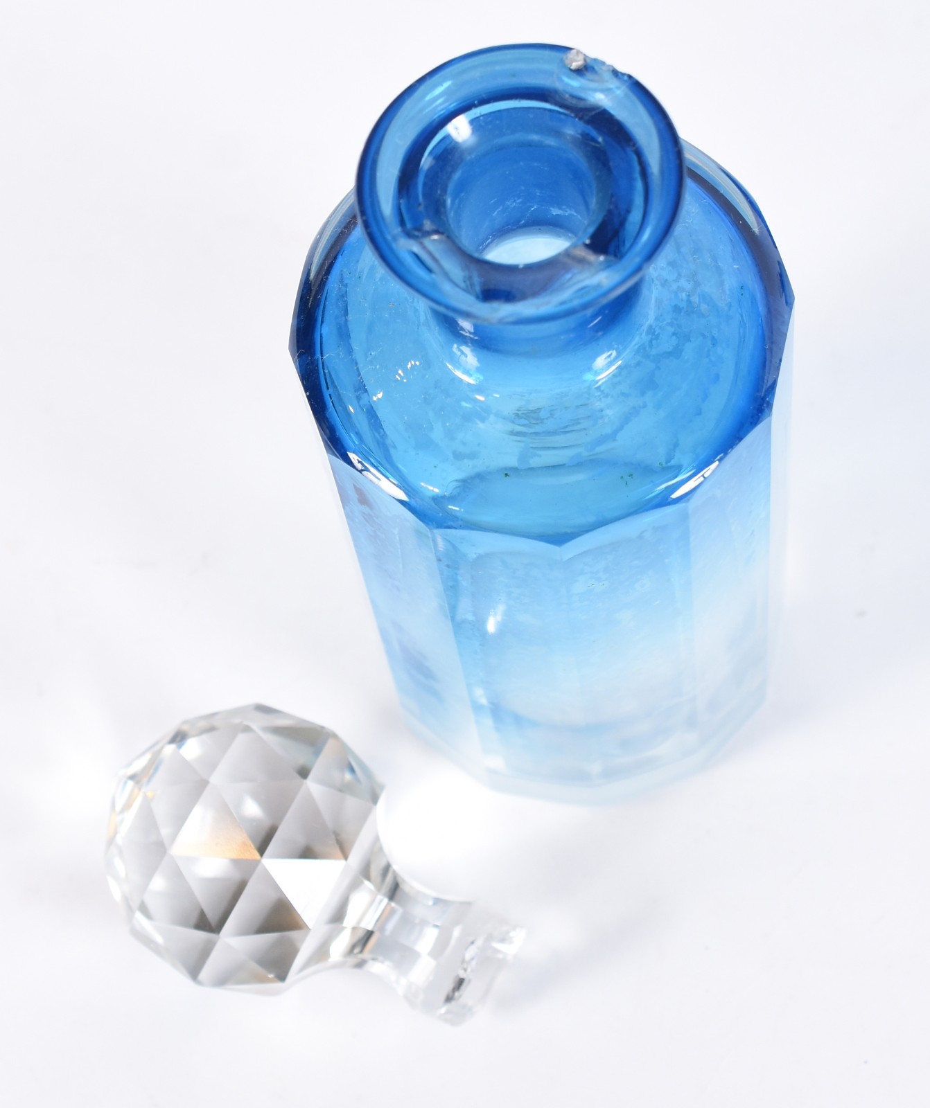 Conjunto de cristal azul para toilette composto de: 5 perfumeiros, 2... - foto 6 de 7