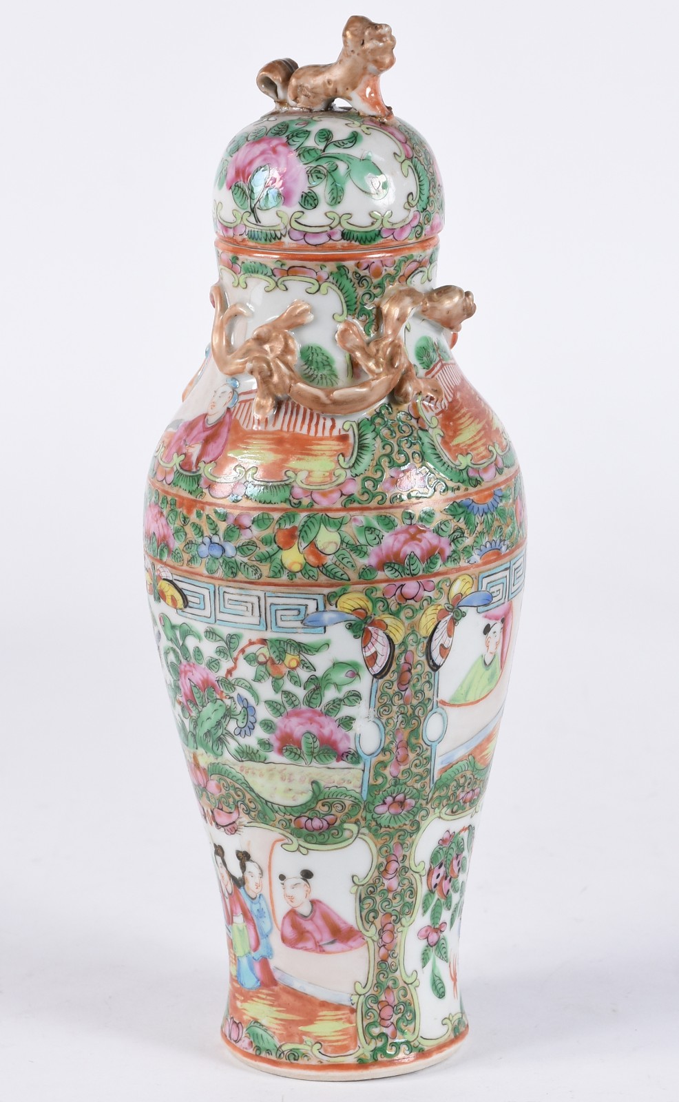 Antigo potiche de porcelana chinesa, decorado com borboletas, flores... - foto 3 de 6