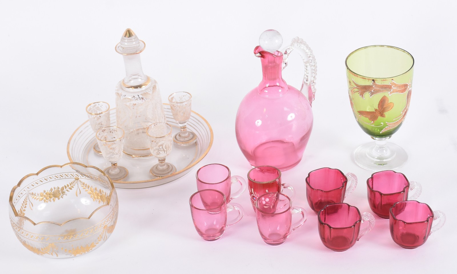 Conjunto de licoreira rosa com 8 canequinhas em diversos modelos... - foto 2 de 7