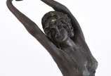CLAIRE JEANNE ROBERTE COLINET, "Swaying dancer" - Estatueta de bronze patinado representando "dançarina" sobre pedestal de mármore. Assinado. D'Après.