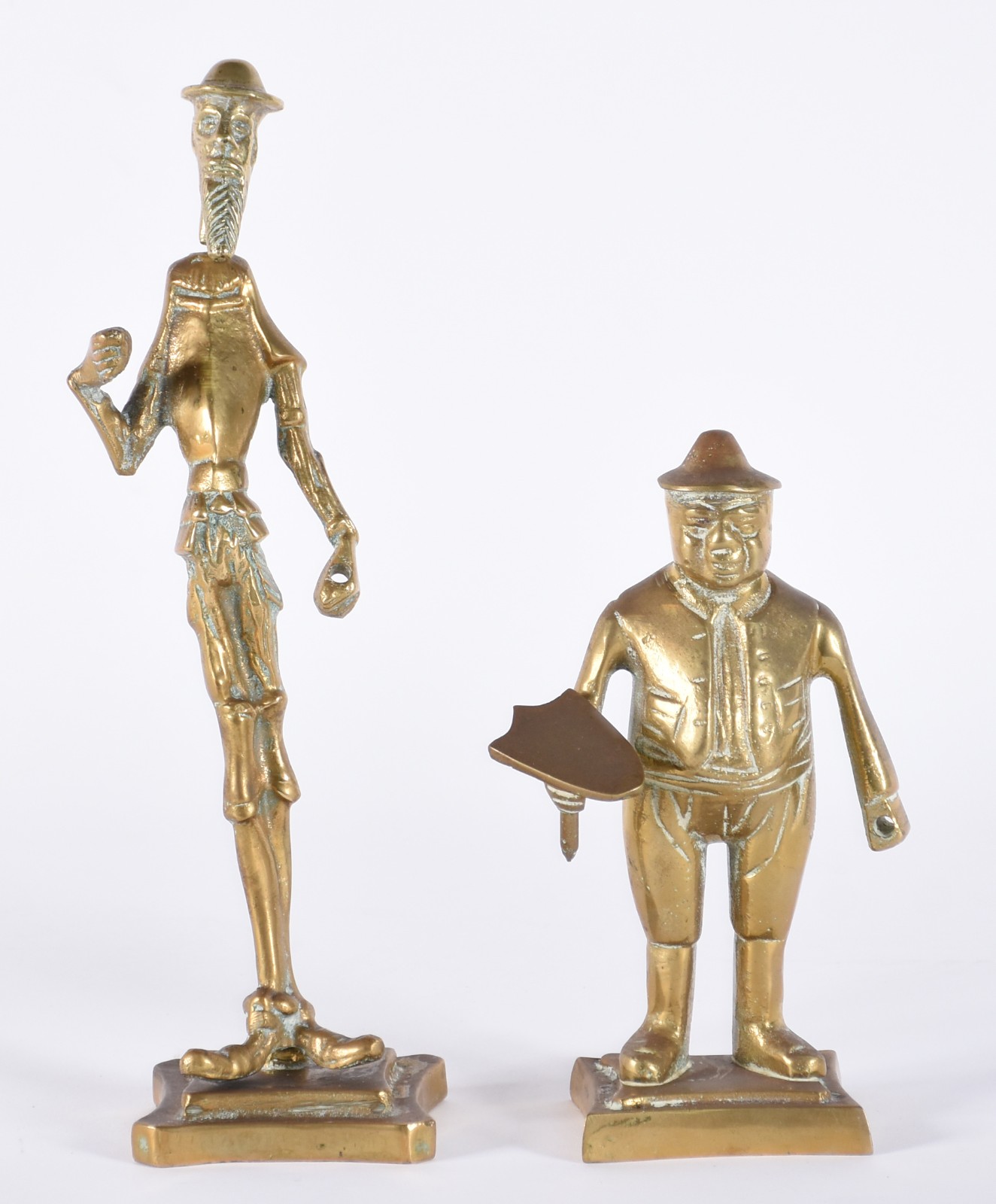 Par de esculturas de bronze representando Dom Quixote e Sancho Pança. - foto 1 de 5