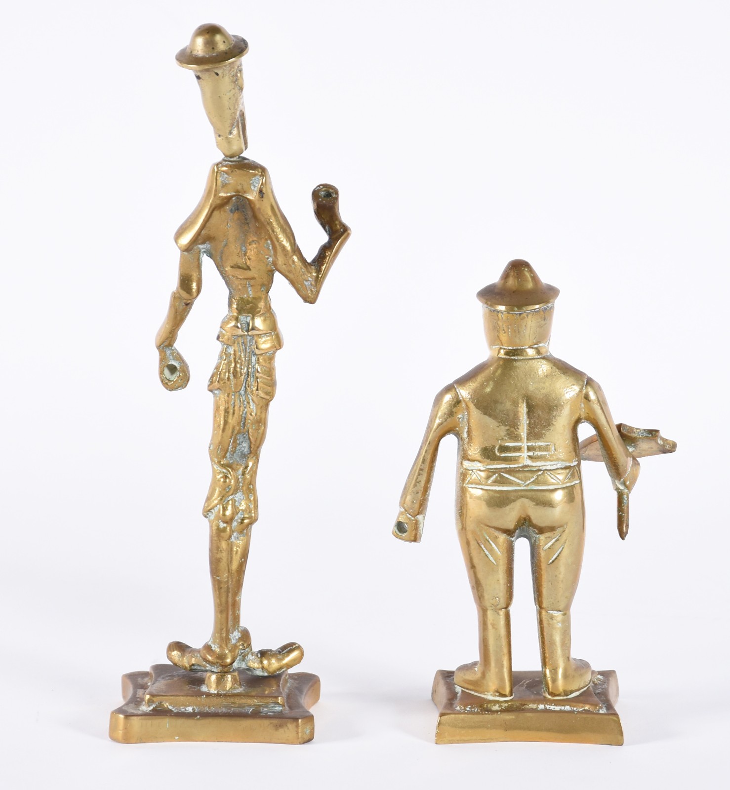 Par de esculturas de bronze representando Dom Quixote e Sancho Pança. - foto 4 de 5