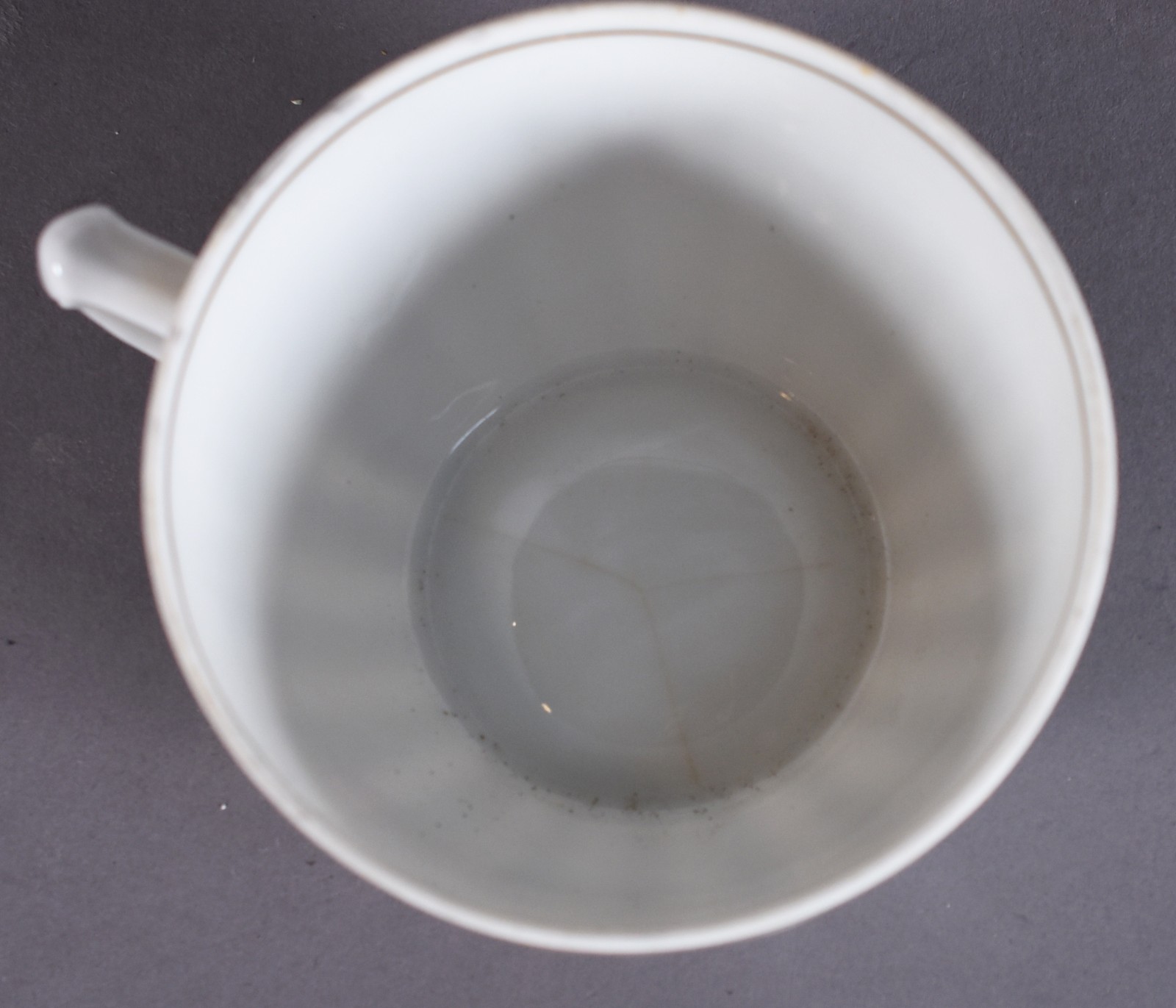 Serviço de porcelana Real composto de: 6 xícaras de chá com pires... - foto 5 de 7