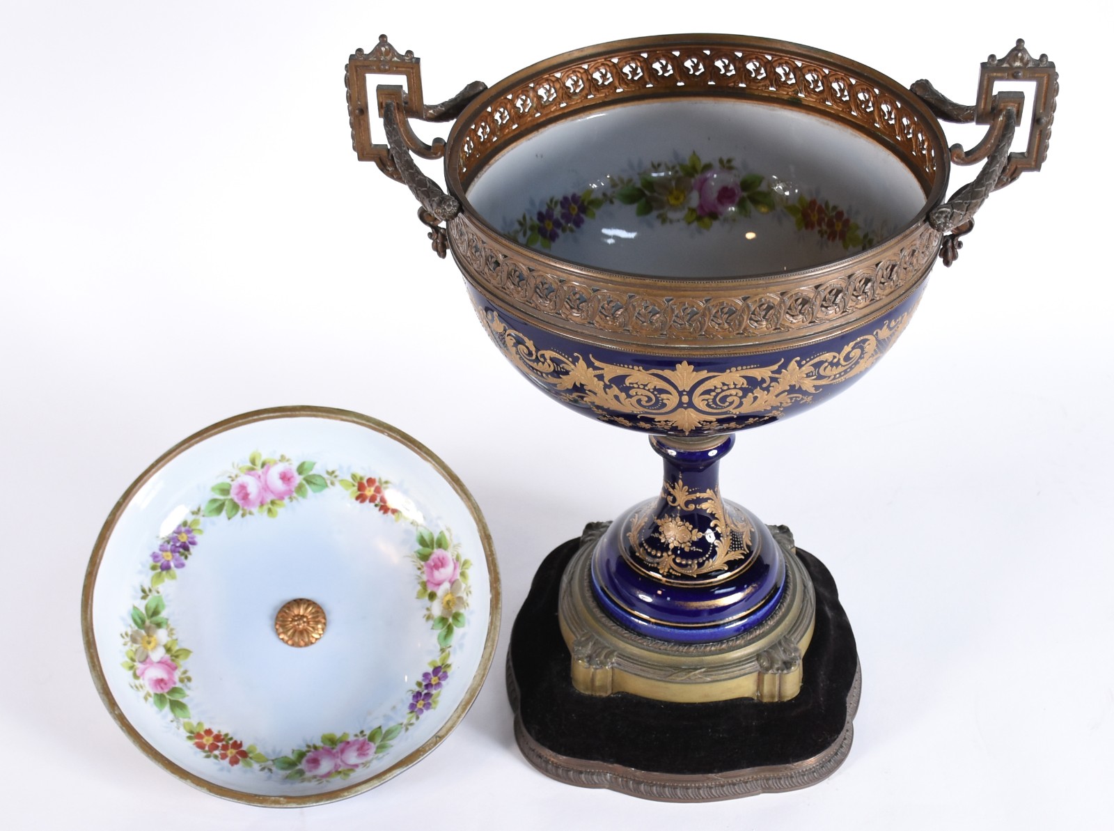 Grande potiche de porcelana francesa possivelmente de Sèvres, na cor... - foto 6 de 7