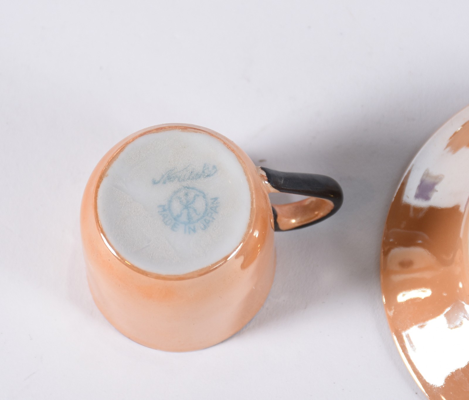Lote com 15 xícaras de café com pires, porcelanas de diversos modelos... - foto 7 de 7