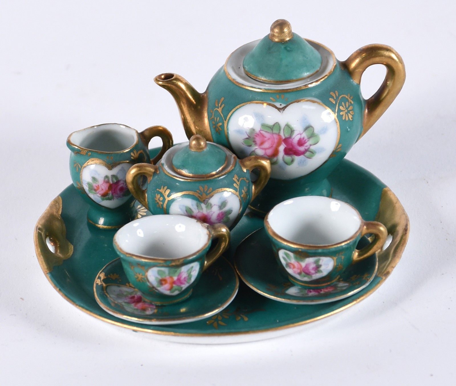 Diversas miniaturas de porcelana, sendo : tete a tete com 6 peças na... - foto 3 de 9