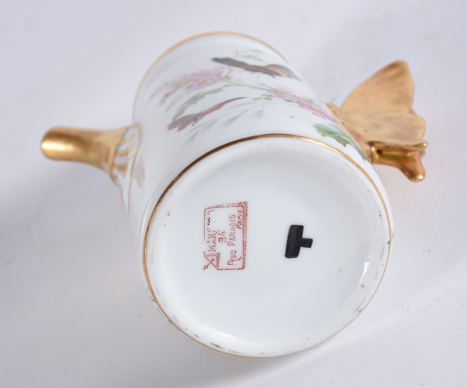 Tête-à-tête de porcelana francesa decorada com borboletas e flores em... - foto 6 de 7