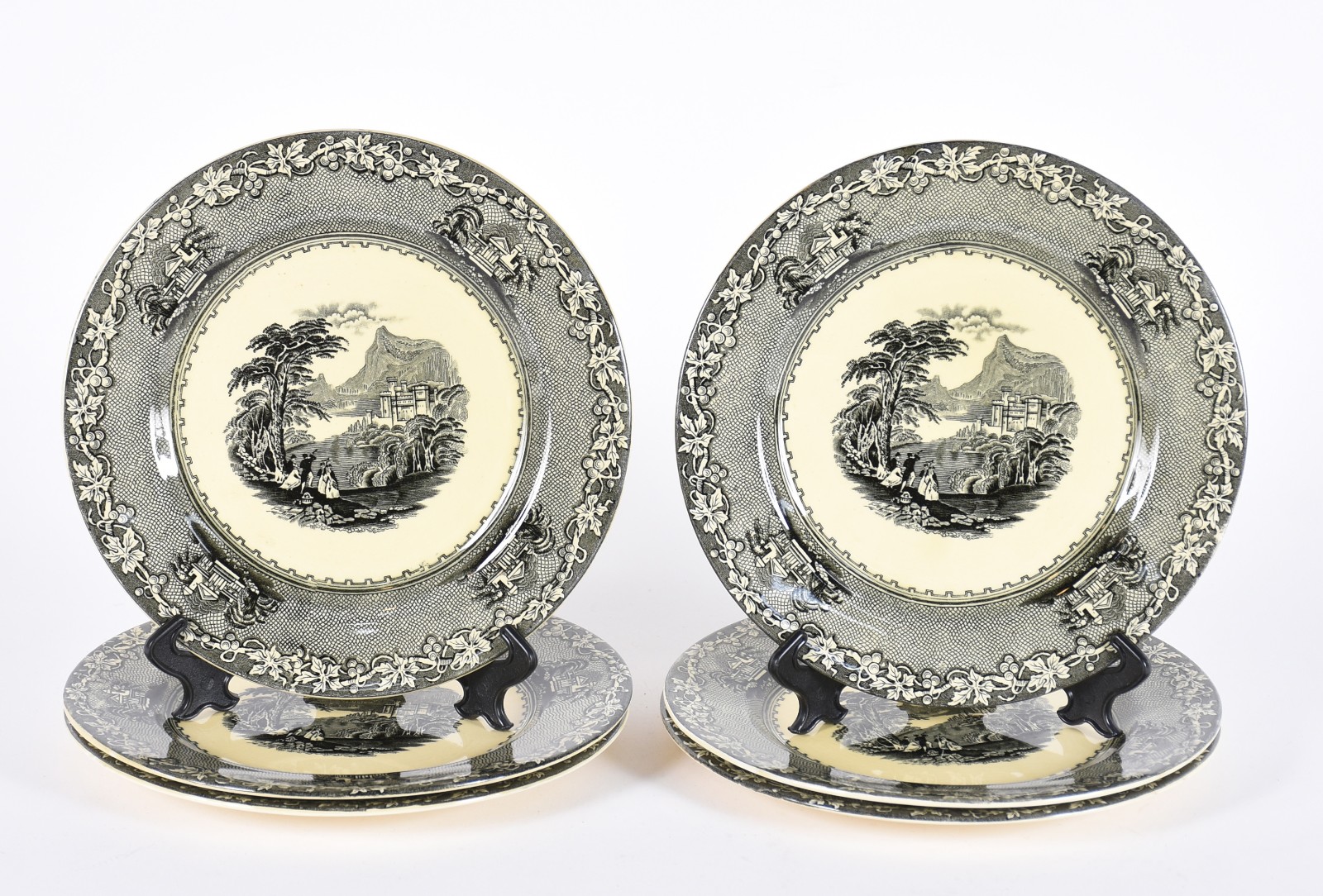 Seis pratos de faiança inglesa "Royal Staffordshire Pottery England"... - foto 1 de 4