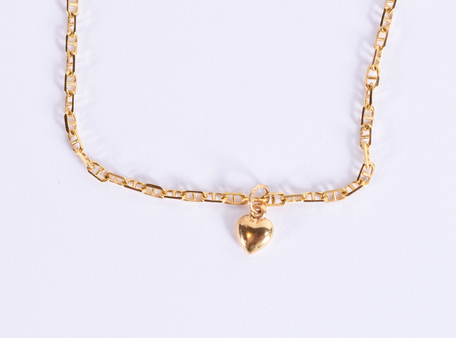 Pulseira de ouro 18k, contraste 750 mls com elos feitio "oito"... - foto 1 de 5