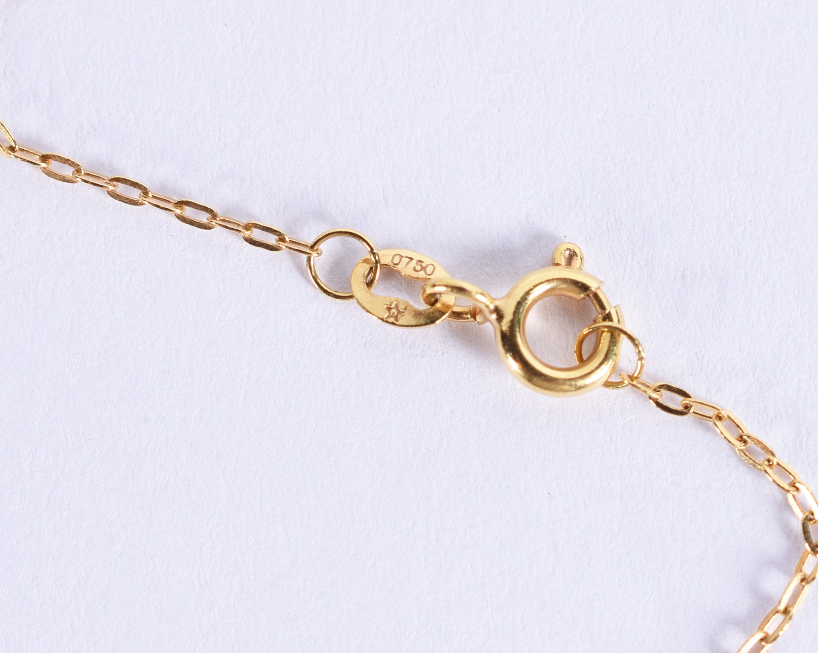 Cordão de ouro 18k com um pendente com relevo do coração de Jesus... - foto 5 de 7
