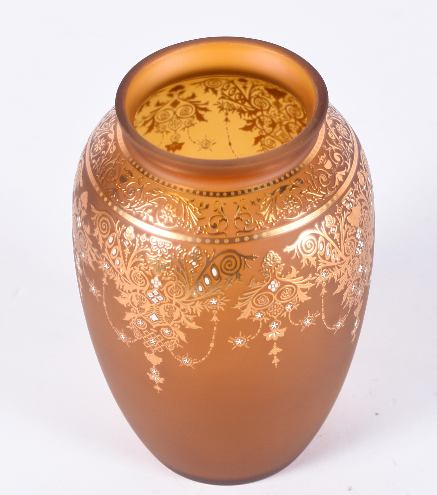 Vaso de vidro decorativo na cor âmbar. - foto 2 de 3