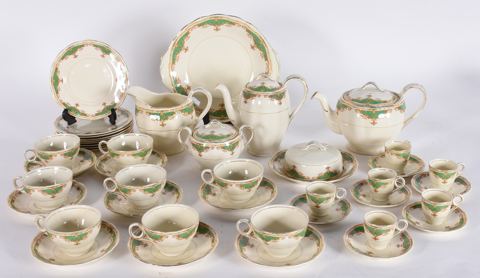 Serviço de chá e café de faiança GRINDLEY ENGLAND, na cor bege com... - foto 1 de 4