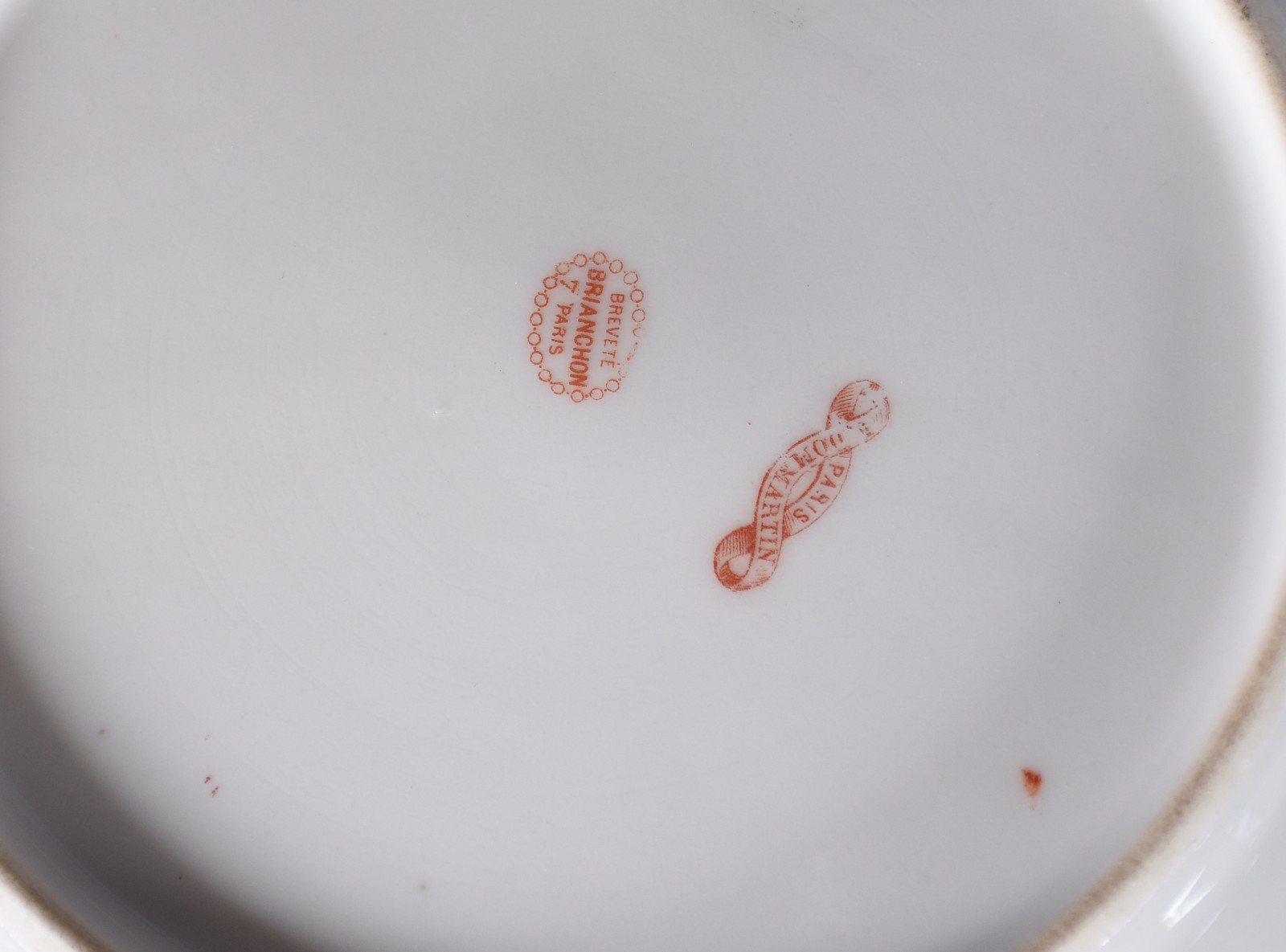 Dezoito pratos de porcelana, sendo 10 quadrados ingleses "Abbeys"e... - foto 4 de 8