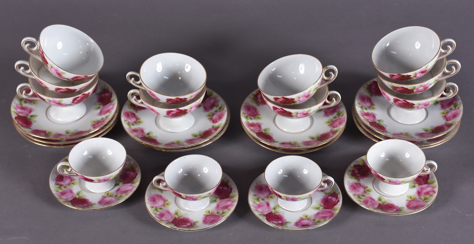 Conjunto de 10 xícaras de chá com pires e 4 xícaras de café com pires... - foto 2 de 5