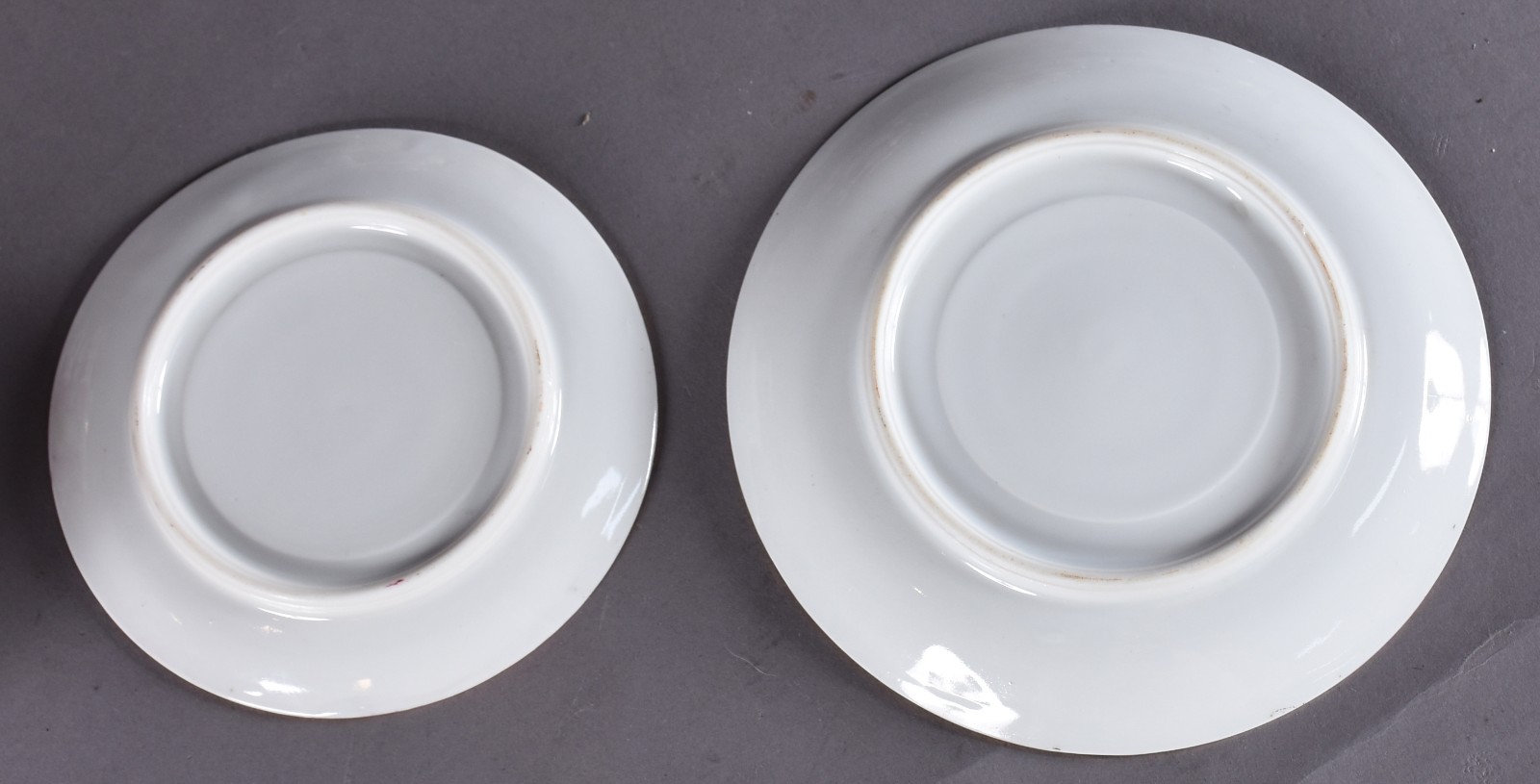 Conjunto de 10 xícaras de chá com pires e 4 xícaras de café com pires... - foto 5 de 5