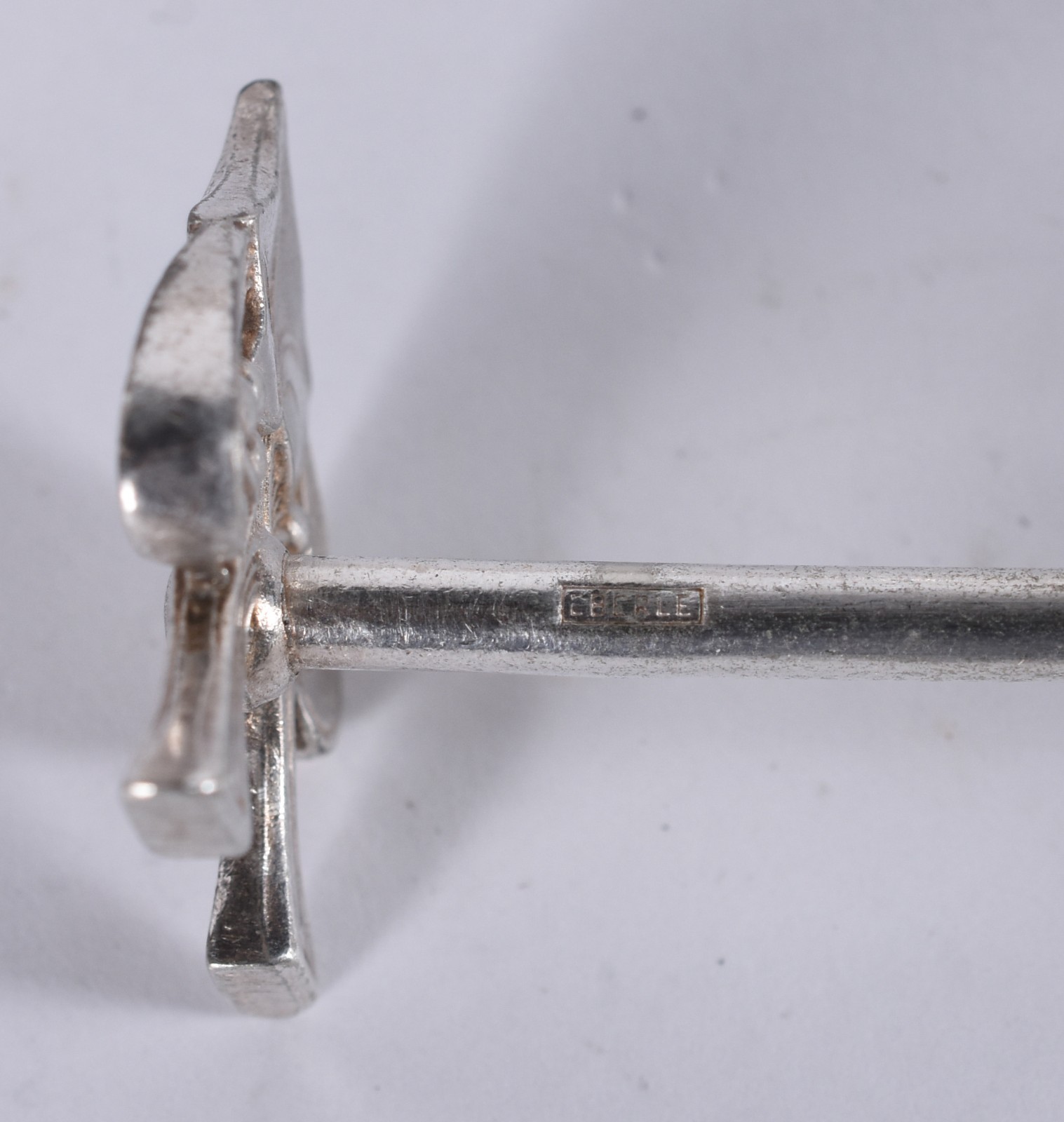 Diversas peças de metal prateado, sendo: 12 taças de sorvete com 11... - foto 9 de 9