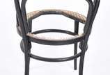 Estrutura de cadeira Thonet da Gerdau, madeira ... - Estrutura de cadeira Thonet da Gerdau, madeira pintada de preto, anos 70. Sem a palhinha do assento.