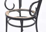 Estrutura de cadeira Thonet da Gerdau, madeira ... - Estrutura de cadeira Thonet da Gerdau, madeira pintada de preto, anos 70. Sem a palhinha do assento.