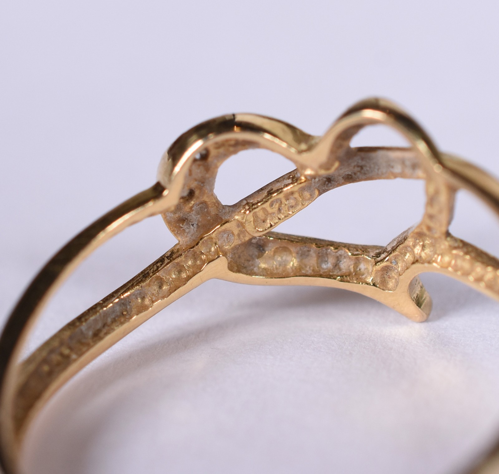Anel de ouro 18k, contraste 750 feitio coração, aro 22 (Por motivos... - foto 4 de 4