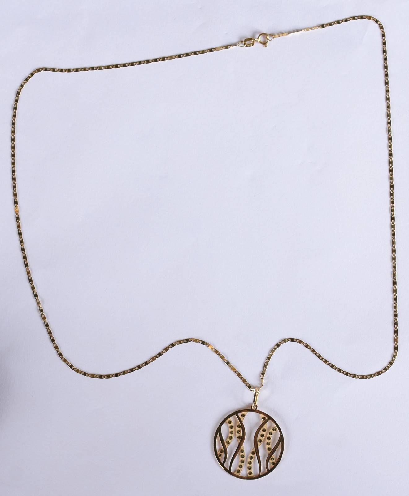 Colar de ouro 18 k contraste 750 e pingente (Por motivos de segurança... - foto 2 de 5
