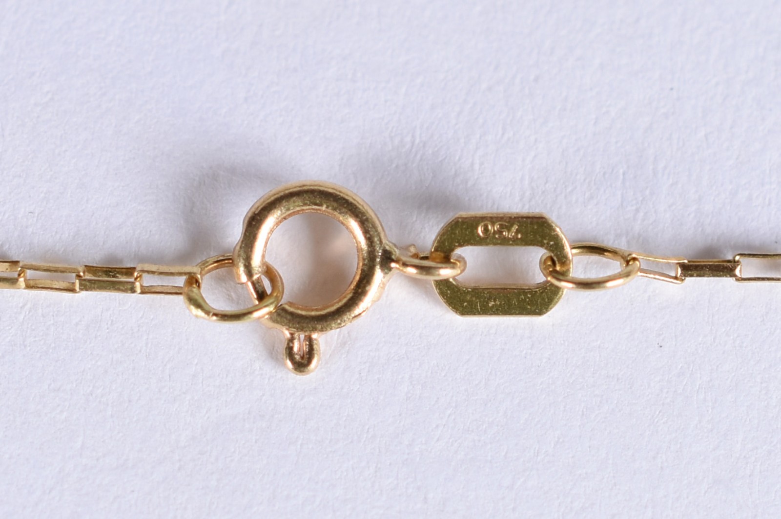 Colar de ouro 18k, contraste 750 com pingente feitio "globo" (Por... - foto 5 de 5
