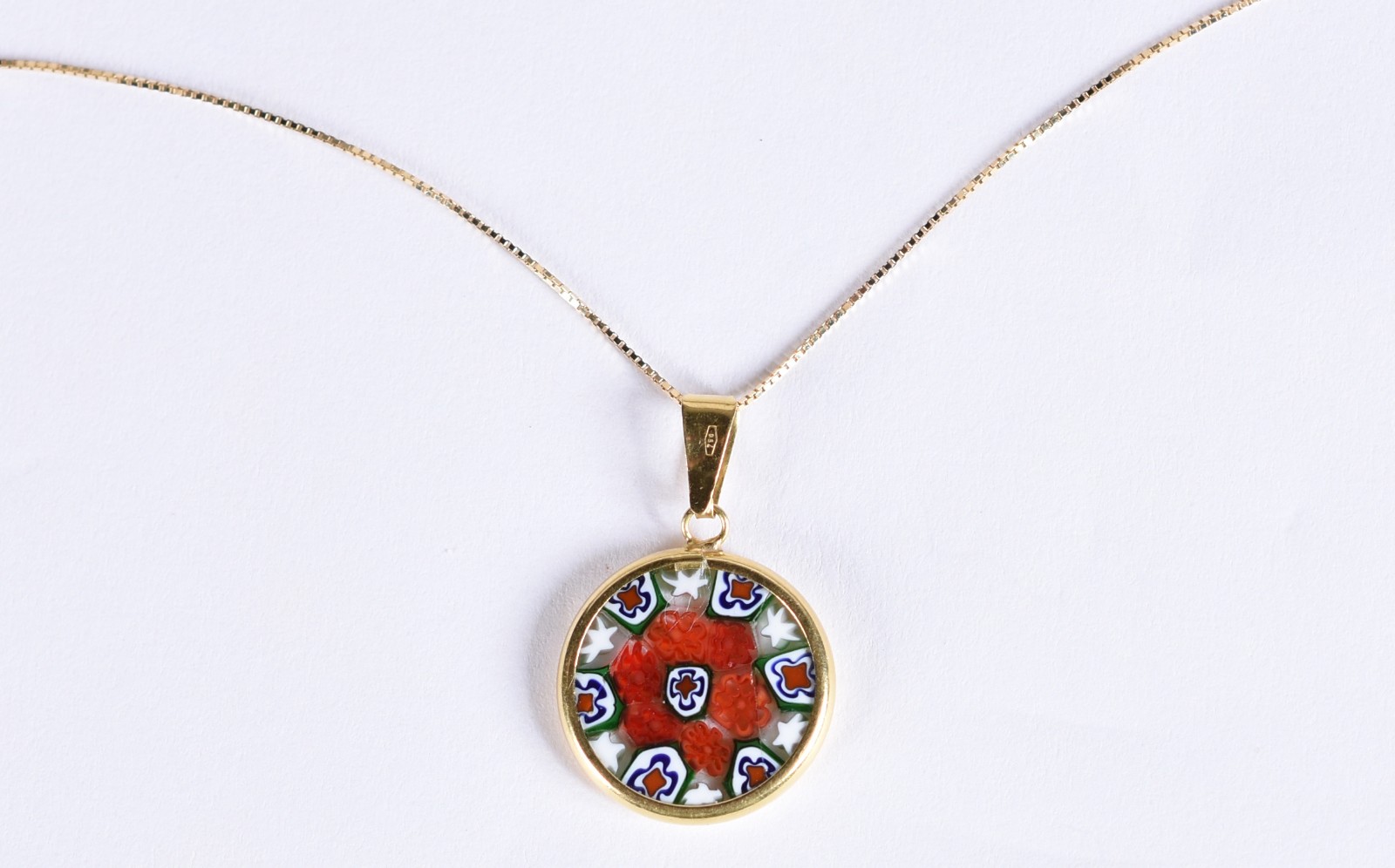 Colar de ouro 18k contraste 750 com pingente feitio mandala (Por... - foto 1 de 6