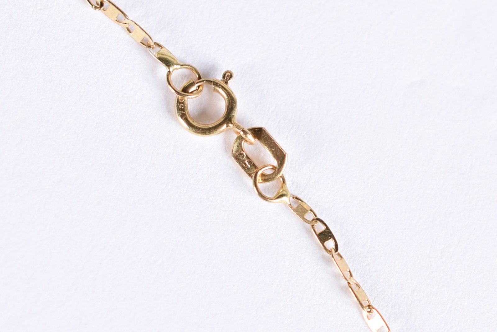 Colar de ouro 18k, contraste 750 com pingente com a inicial "S" (Por... - foto 5 de 5