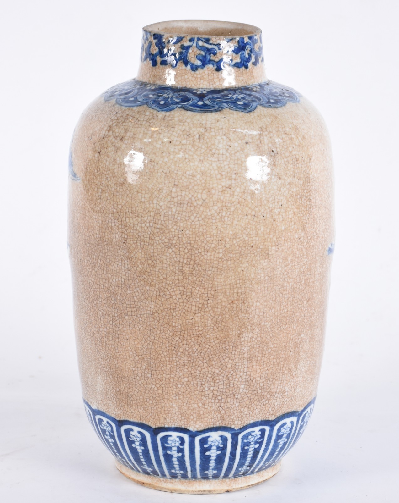 Vaso de porcelana chinesa decorado com barcos e montanhas em esmaltes... - foto 3 de 5