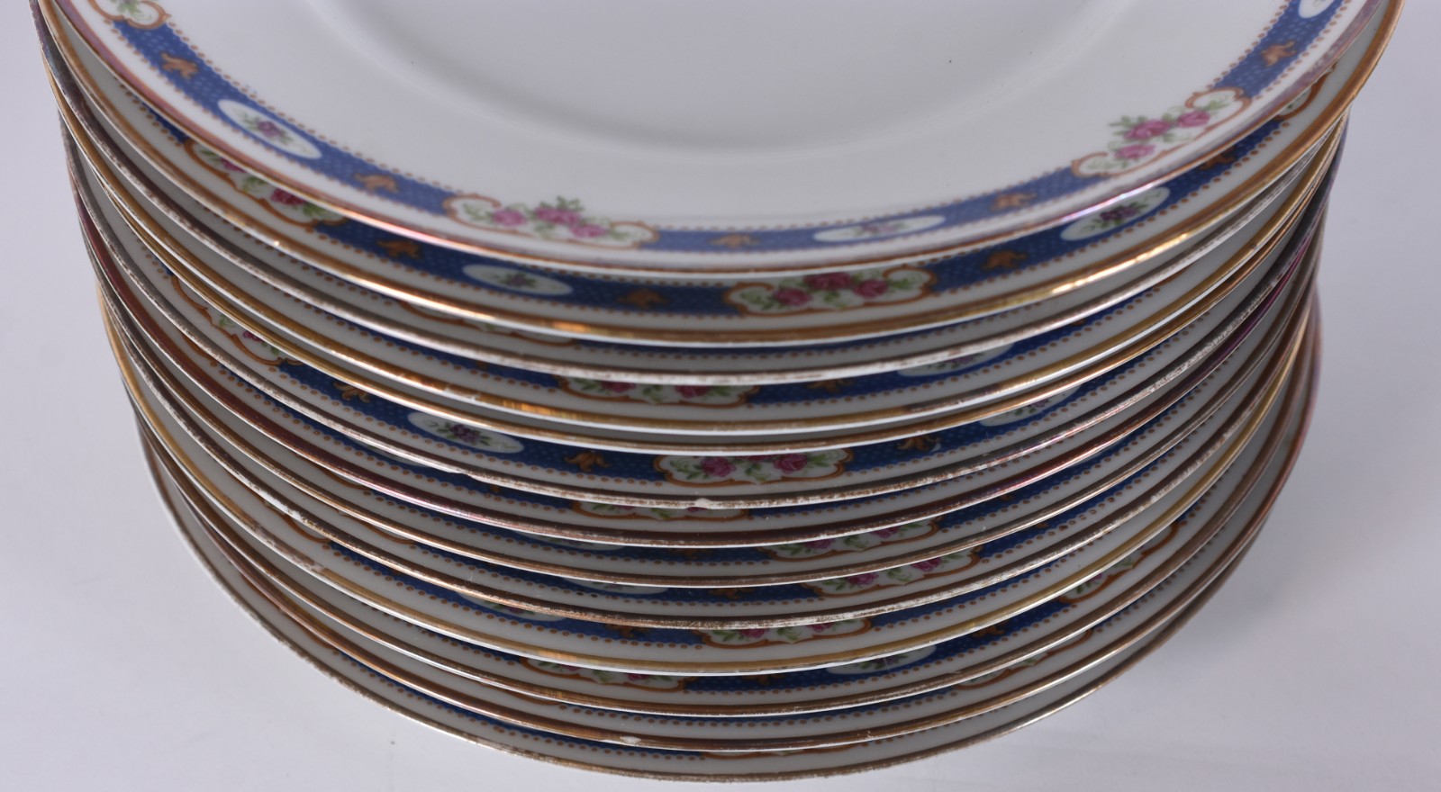 Serviço de jantar de porcelana alemã OHME decorada na borda com friso... - foto 4 de 5