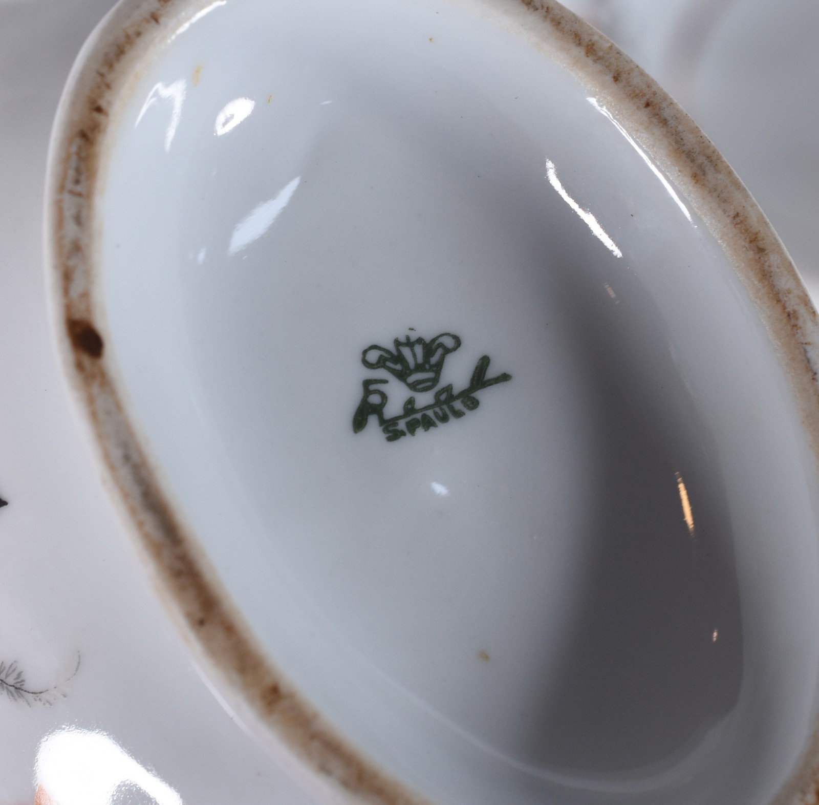 Serviço de jantar de porcelana Real, decorado com flores e ramos... - foto 5 de 6