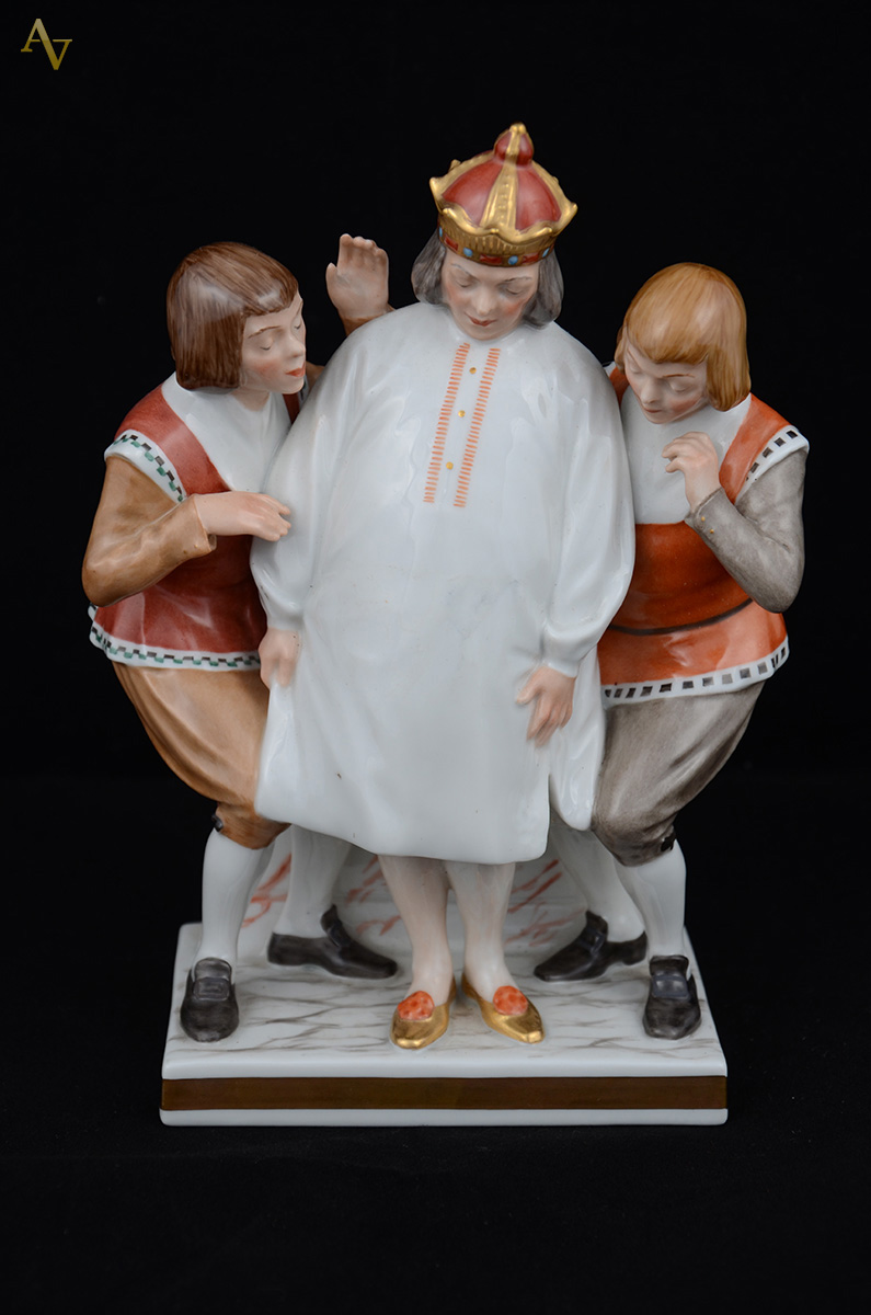 Grupo de porcelana Dinamarquesa rep. Fábula "A roupa nova do... - foto 1 de 2