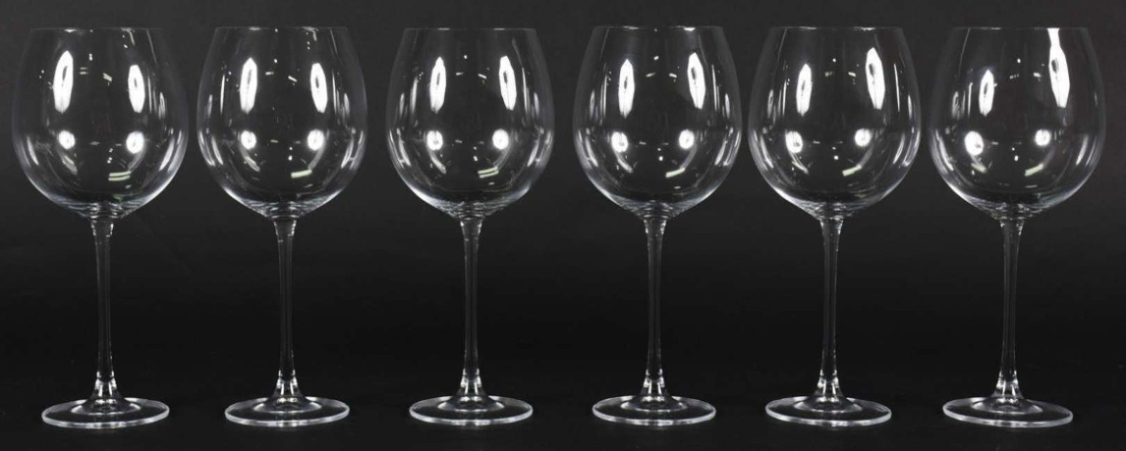 Seis taças de cristal para vinho, 850 ml. - foto 1 de 2