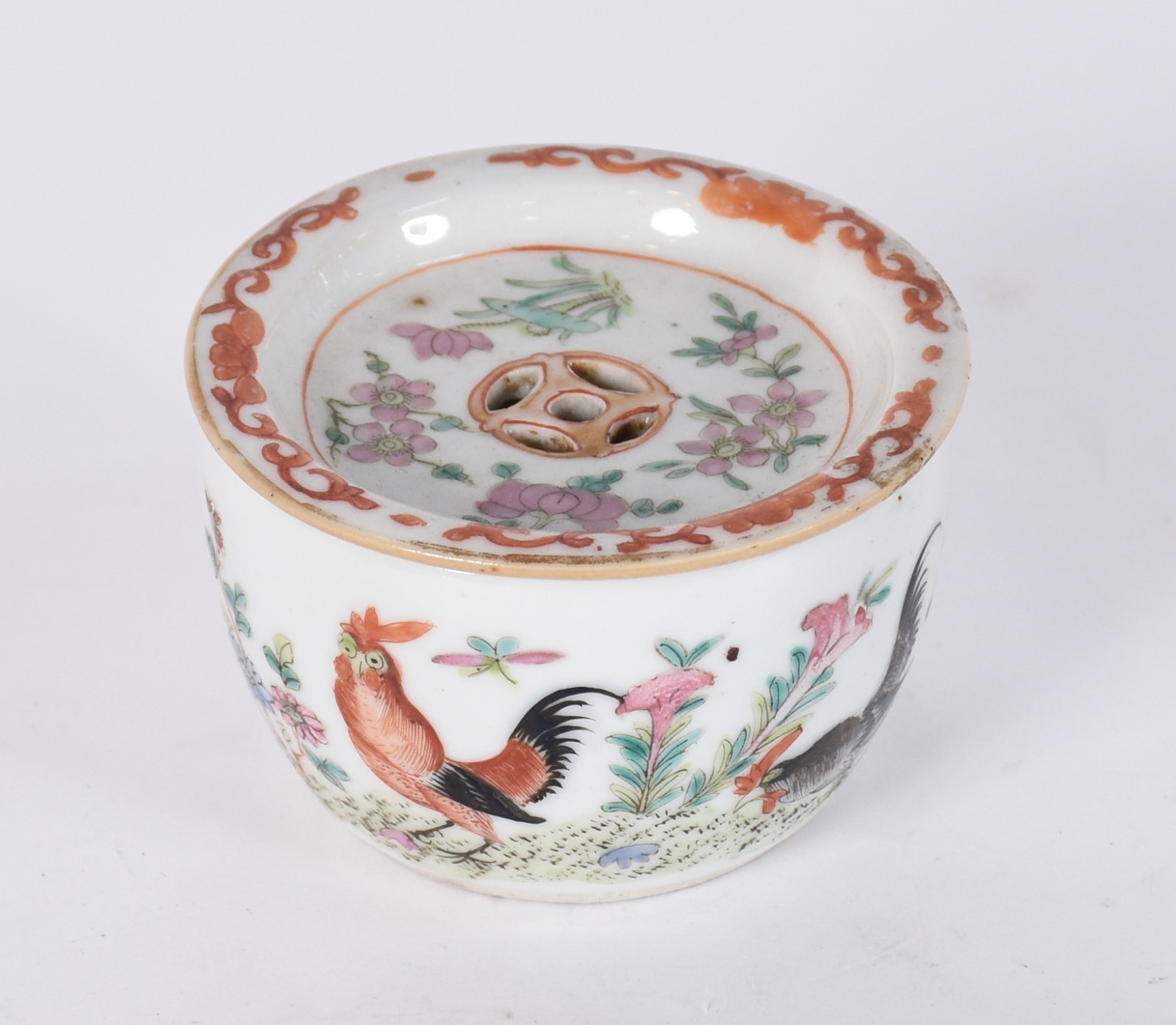 Pequeno e antigo bowl de porcelana oriental decorada com galos e... - foto 3 de 5