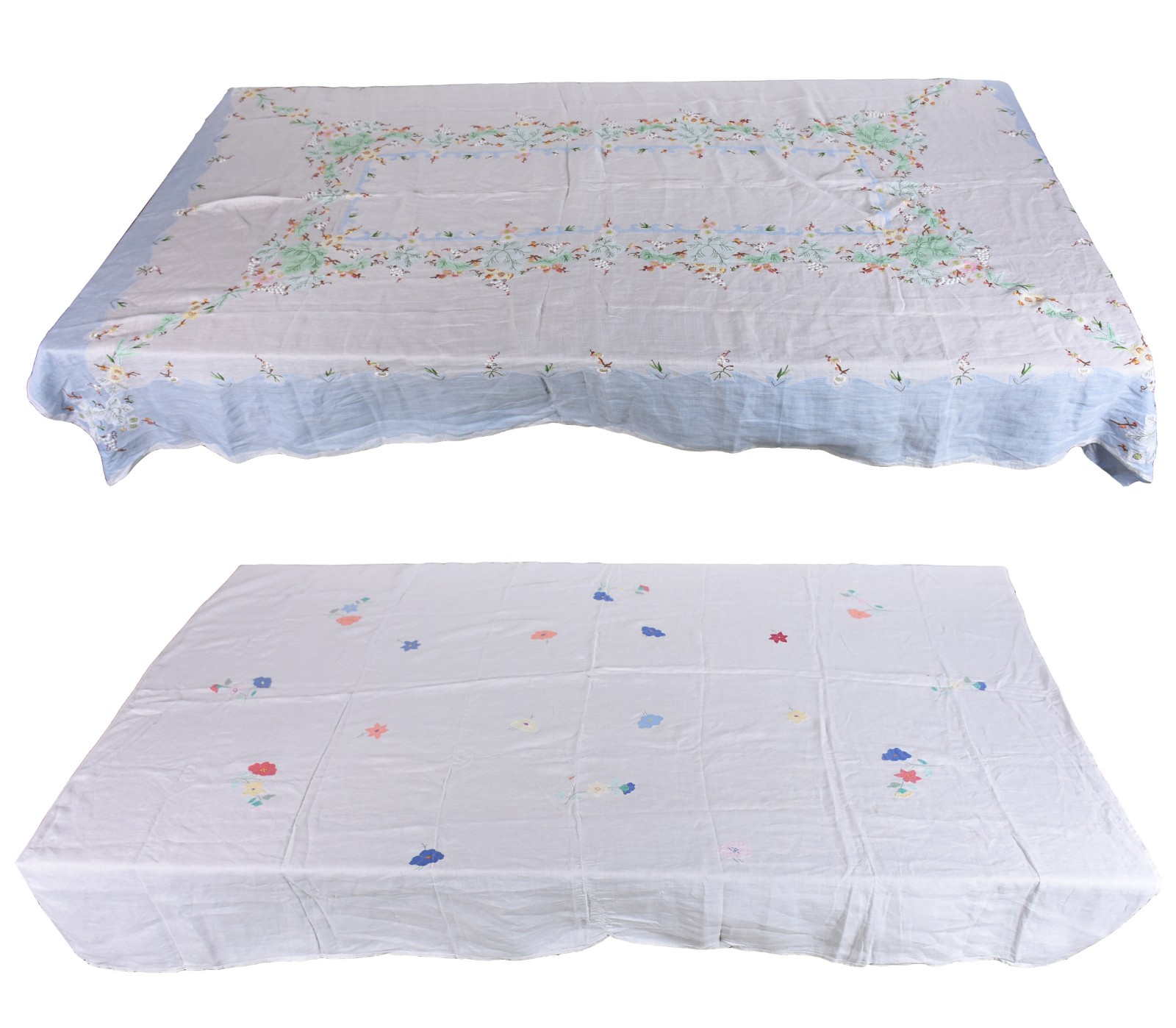 Duas toalhas de mesa de organza com flores coloridas (pequenas partes... - foto 1 de 9