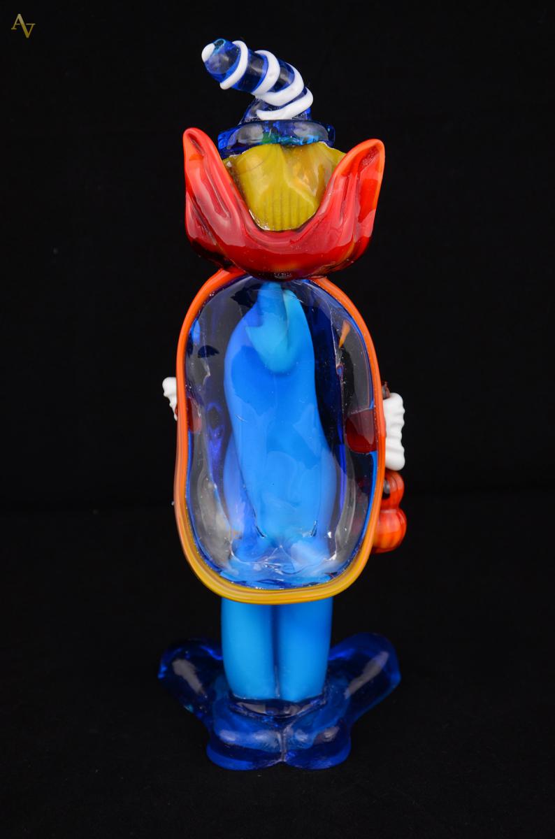 Estatueta em murano rep. Palhaço na cor turquesa. Alt. 29 cm - foto 2 de 2